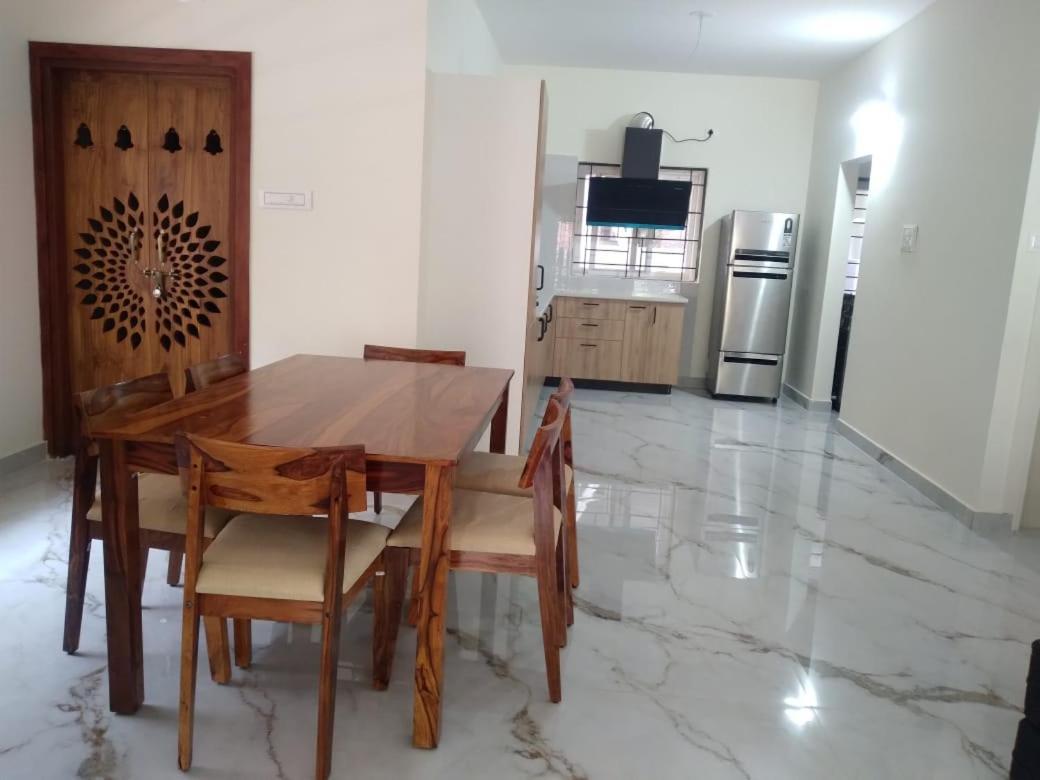 Bed and Breakfast The Nest Bhubaneswar Exterior foto